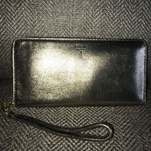 Fossil wristlet NWOT